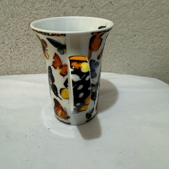 Paul Cardew Butterflies coffee/ tea mug - Picture 2 of 8